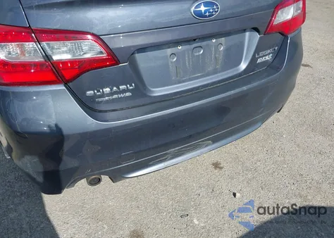 2015 Subaru Legacy 2.5I Limited z USA, uszkodzony, nr VIN 4S3BNAL6XF3026032